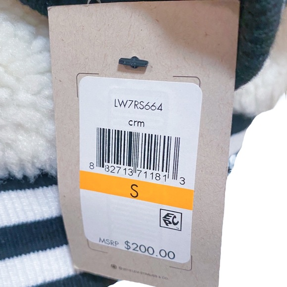 Levi's Sherpa Plush Bomber Jacket - Picture 7 of 8